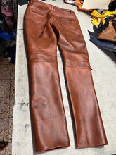 Load image into Gallery viewer, New Men's Brown Quilted Biker Leather Pant. Genuine Soft Lambskin Leather Pant 34