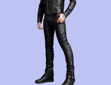 Load image into Gallery viewer, New Mens Quilted Biker Leather Pant. Handmade Real Soft Lambskin Leather Pant 34