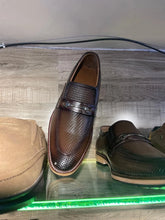 Load image into Gallery viewer, New Men's Maroon Dotted Formal Office Shoes. Real Leather Tuxedo Dress Shoes 10.