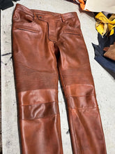 Load image into Gallery viewer, New Men's Brown Quilted Biker Leather Pant. Genuine Soft Lambskin Leather Pant 34

