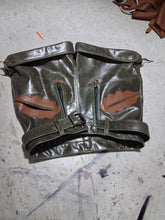 Load image into Gallery viewer, New Mens Green leather shorts. Real Cowhide Leather High Waist Shorts 34.
