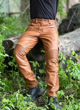 Load image into Gallery viewer, New Men's Brown/ Black Quilted Biker Leather Pant. Genuine Soft Lambskin Leather Pant 34.

