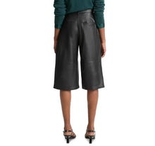 Load image into Gallery viewer, New Womens black leather shorts| Real Soft Sheepskin Leather Relaxed Style Shorts 34.
