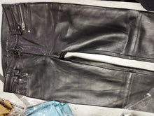 Load image into Gallery viewer, Men's New Black Premium Leather Pant. Real Soft Lambskin Biker Leather Pant 34.
